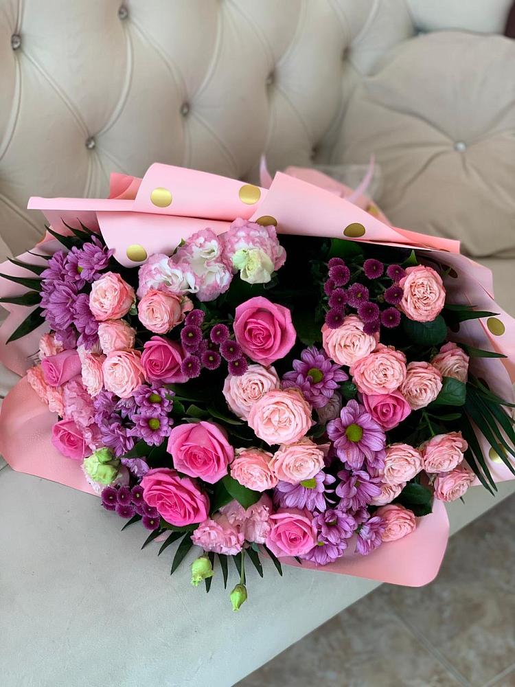 Букет цветов из: Хризантемы, Розы и Лизиантусы в Нижней Туре