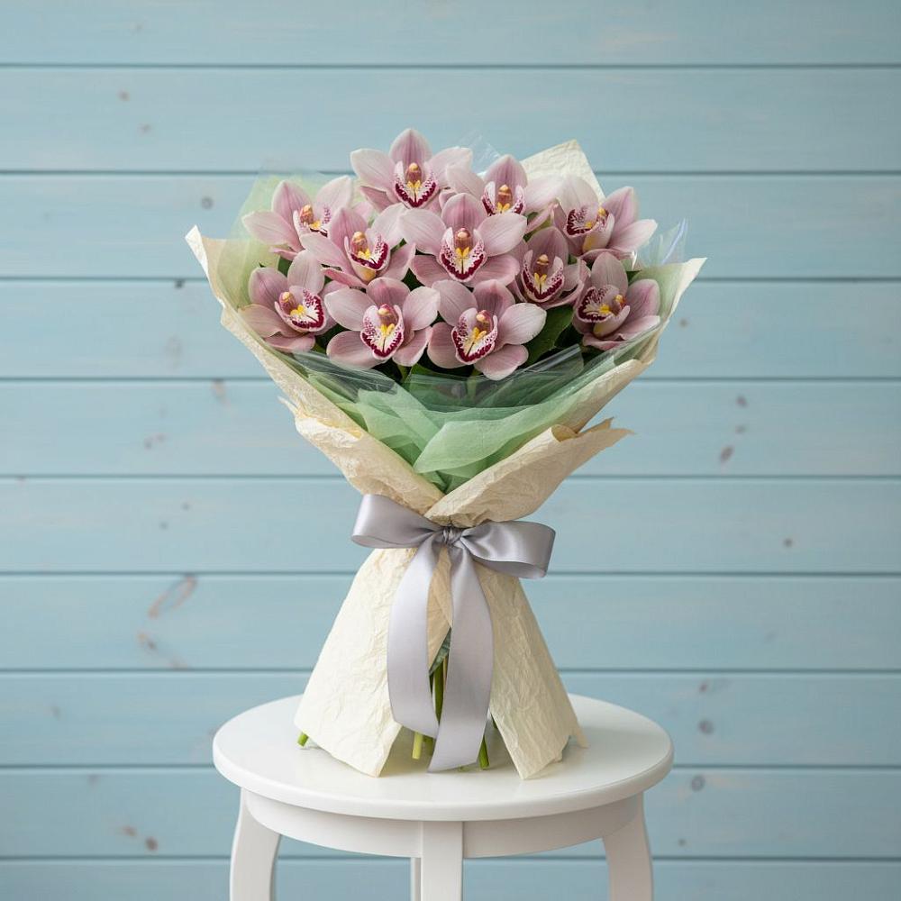 Букет цветов из: Орхидеи и Розы в Нижней Туре