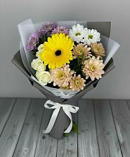 Букет цветов из:  Розы, Герберы и Хризантемы в Нижней Туре