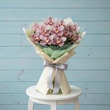 Букет цветов из:  Орхидеи и Розы в Нижней Туре