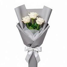 Букет 3 белые розы в Нижней Туре
