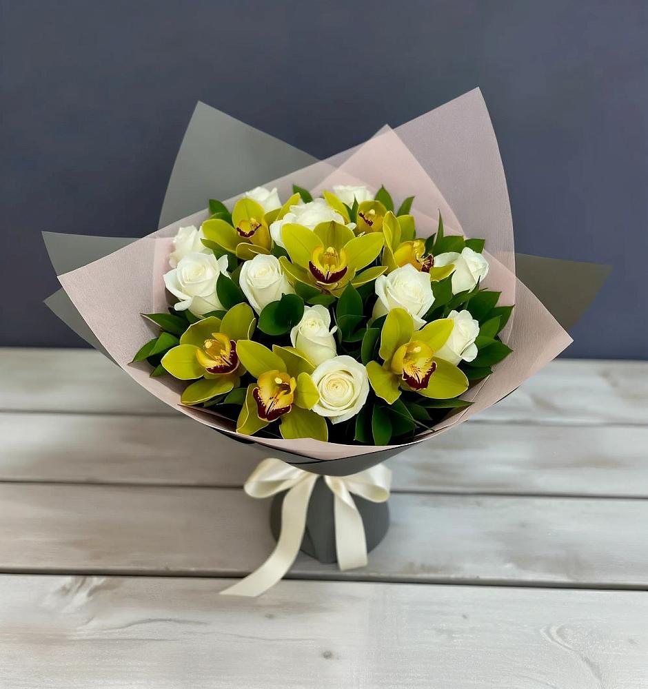 Букет цветов из: Орхидеи и Розы в Нижней Туре