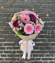 Букет цветов из:  Герберы и Хризантемы в Нижней Туре