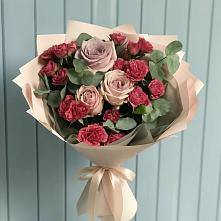 Букет цветов из:  Гвоздики и Розы в Нижней Туре