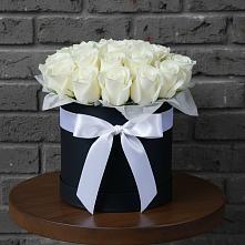 Цветочная композиция из Розы в шляпной коробке в Нижней Туре